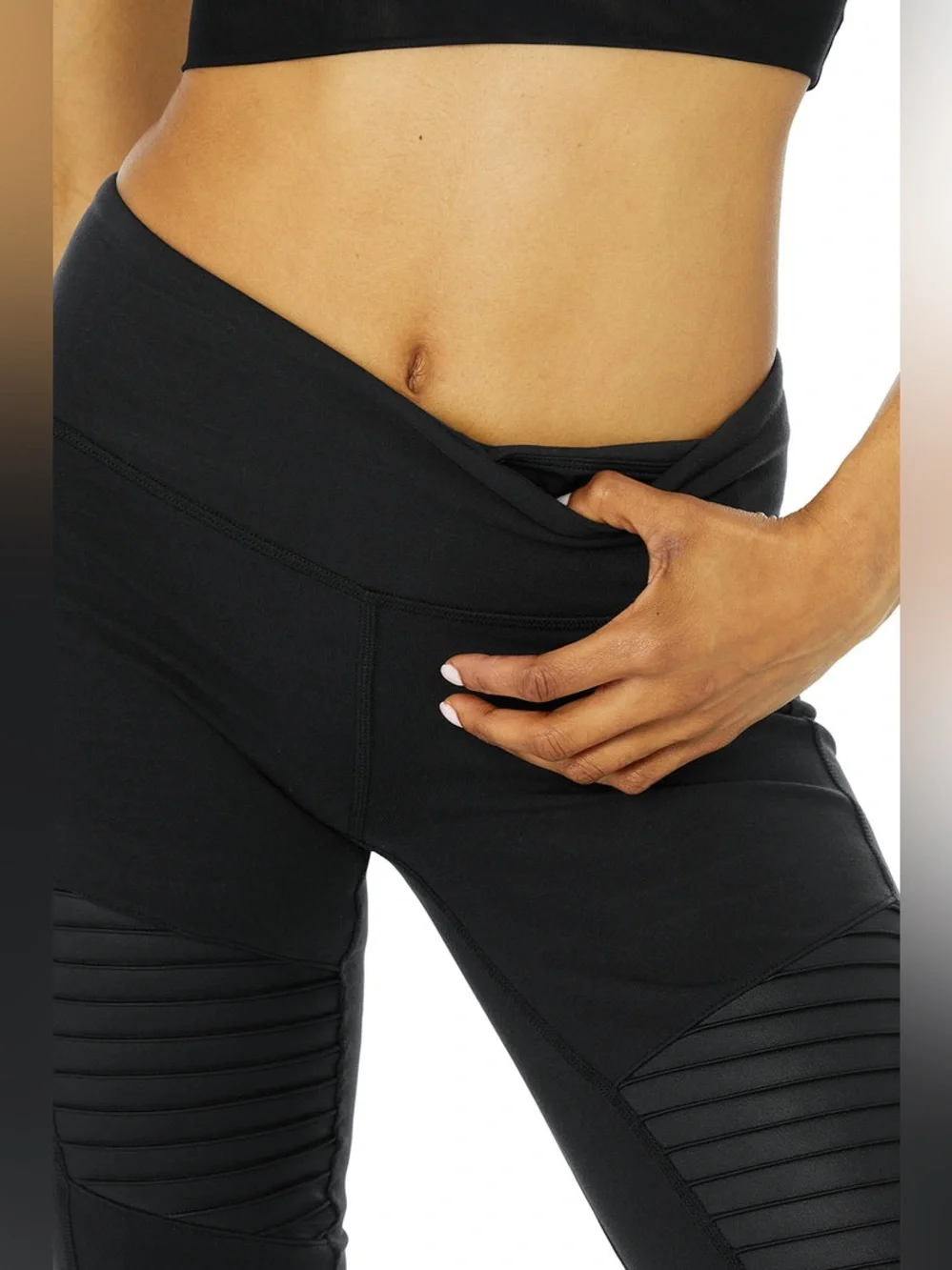 Alo yoga Black Moto Leggings - size medium